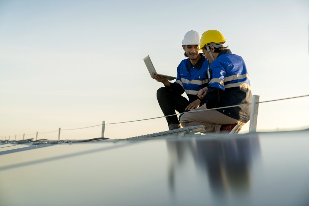 roofing contractor leads Canada